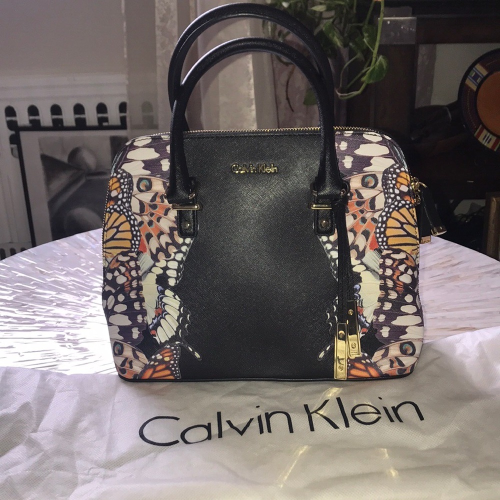 CALVIN KLEIN JOSIE PRINTED SAFFIANO STACHEL